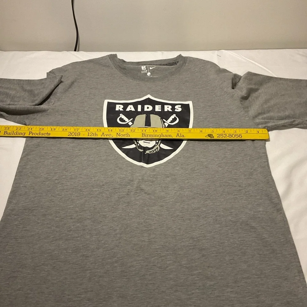 Nike NFL Las Vegas Raiders Long Sleeve T-Shirt Mens Large Gray Cotton Crew Neck‎